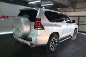 TOYOTA LAND CRUISER PRADO VX-L 2.8GD A/T