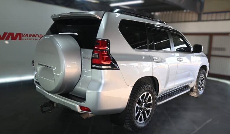 TOYOTA LAND CRUISER PRADO VX-L 2.8GD A/T full