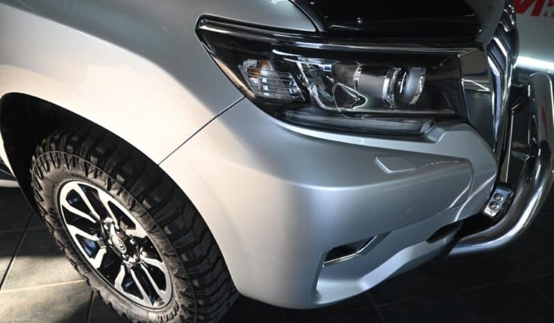 TOYOTA LAND CRUISER PRADO VX-L 2.8GD A/T full