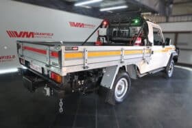 TOYOTA LAND CRUISER 79 4.2D P/U S/C (MINE SPEC)