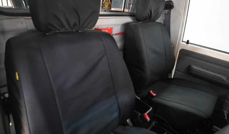 TOYOTA LAND CRUISER 79 4.2D P/U S/C (MINE SPEC) full