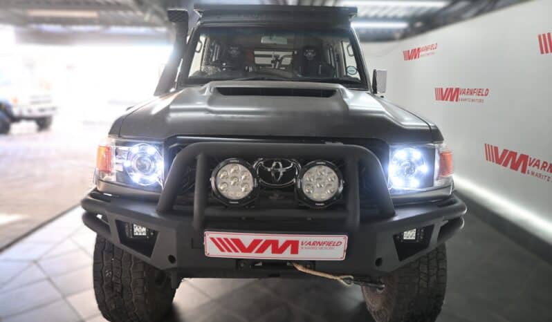 TOYOTA LAND CRUISER 79 4.5D P/U D/C full