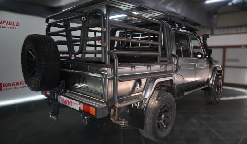 TOYOTA LAND CRUISER 79 4.5D P/U D/C full