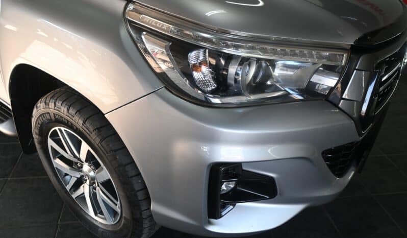 TOYOTA HILUX 2.8GD-6 RB RAIDER A/T D/C DAKAR full
