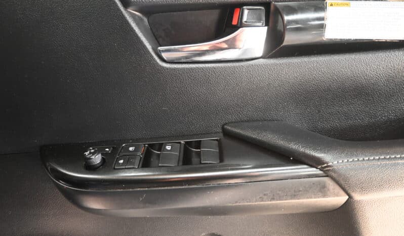 TOYOTA HILUX 2.8GD-6 RB RAIDER A/T D/C DAKAR full