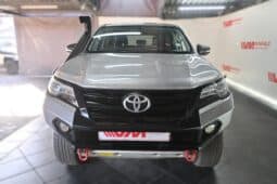 TOYOTA FORTUNER 2.8GD-6 4X4 A/T full