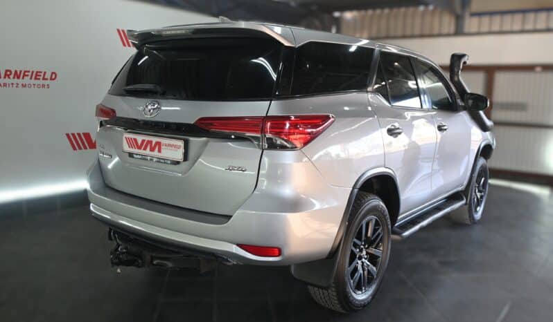 TOYOTA FORTUNER 2.8GD-6 4X4 A/T full