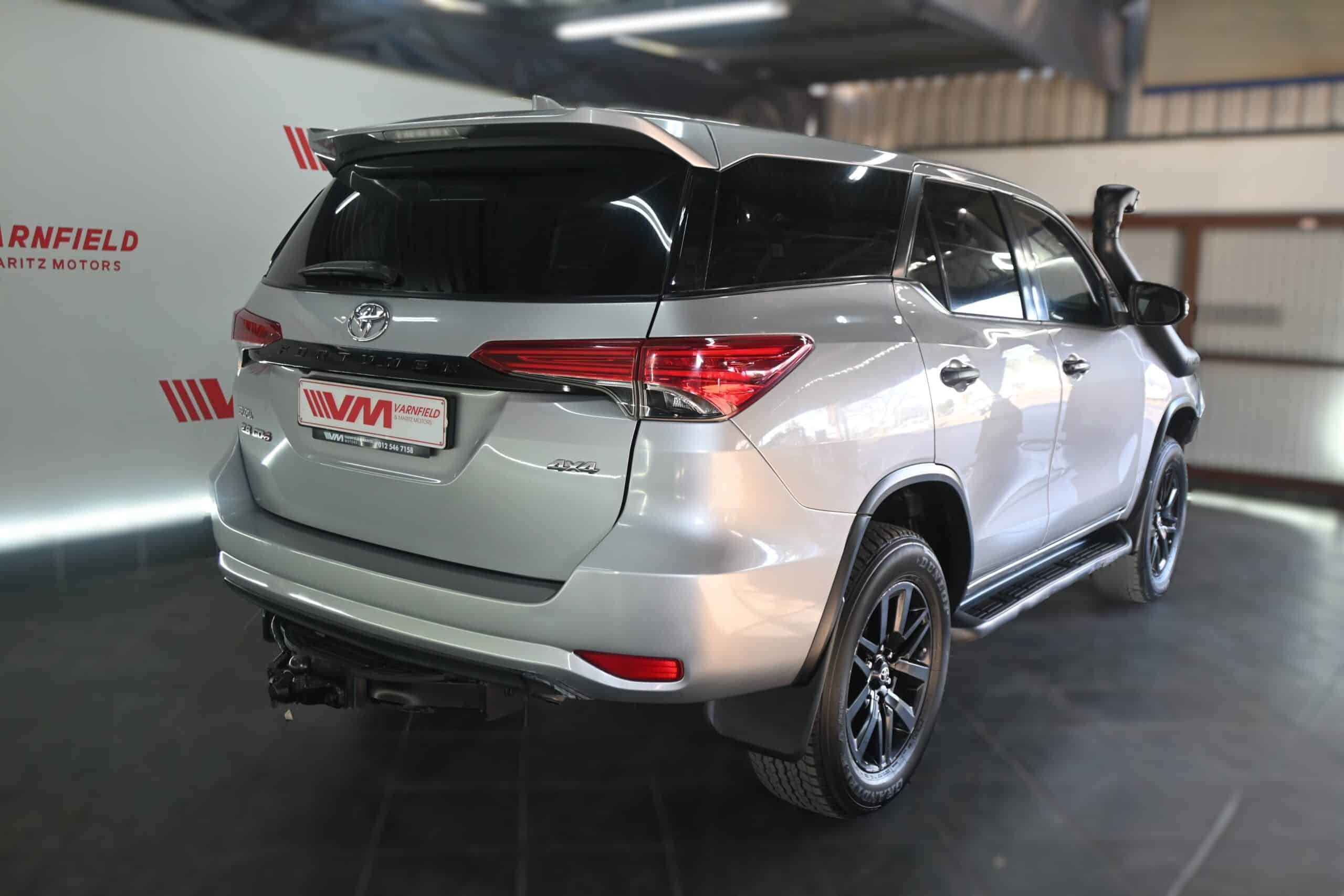 TOYOTA LAND CRUISER PRADO VX-L 2.8GD A/T