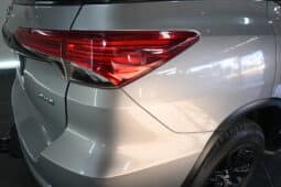 TOYOTA FORTUNER 2.8GD-6 4X4 A/T full