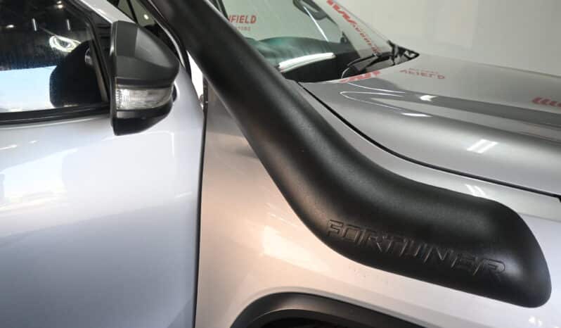 TOYOTA FORTUNER 2.8GD-6 4X4 A/T full
