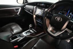 TOYOTA FORTUNER 2.8GD-6 4X4 A/T full