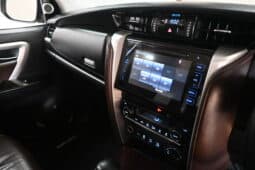 TOYOTA FORTUNER 2.8GD-6 4X4 A/T full