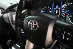 TOYOTA FORTUNER 2.8GD-6 4X4 A/T full