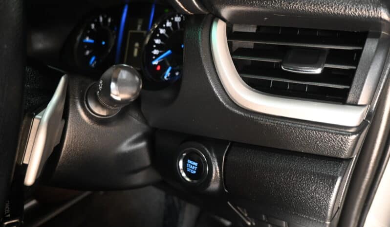 TOYOTA FORTUNER 2.8GD-6 4X4 A/T full