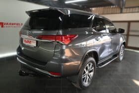 TOYOTA FORTUNER 2.8GD-6 RB A/T