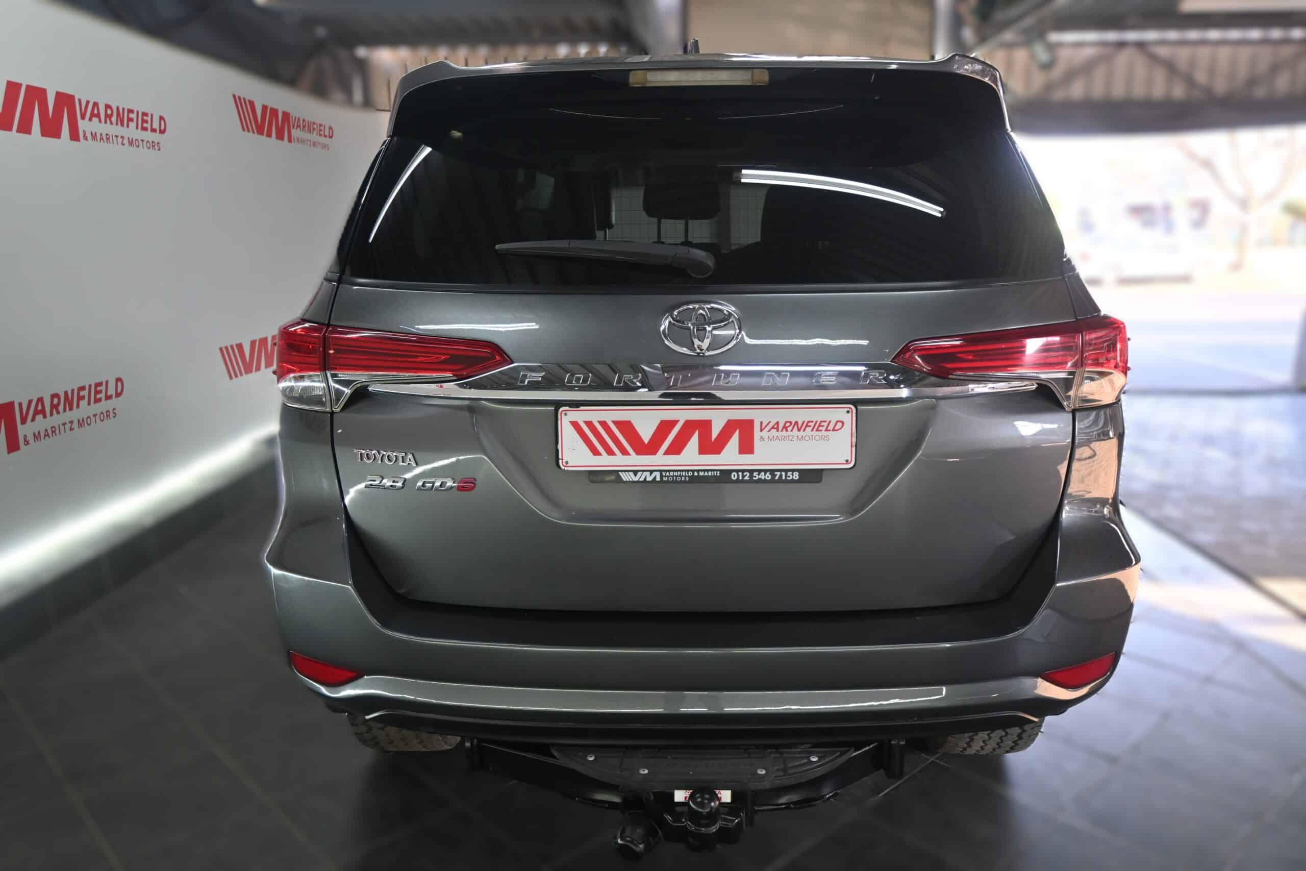 TOYOTA FORTUNER 2.8GD-6 RB A/T