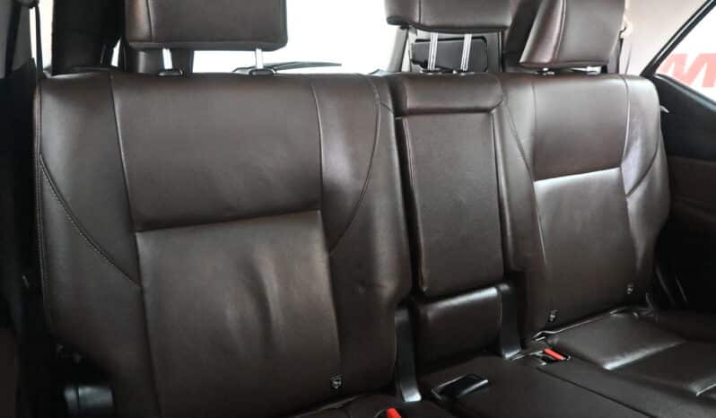TOYOTA FORTUNER 2.8GD-6 RB A/T full
