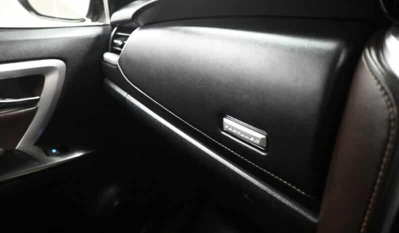 TOYOTA FORTUNER 2.8GD-6 RB A/T full