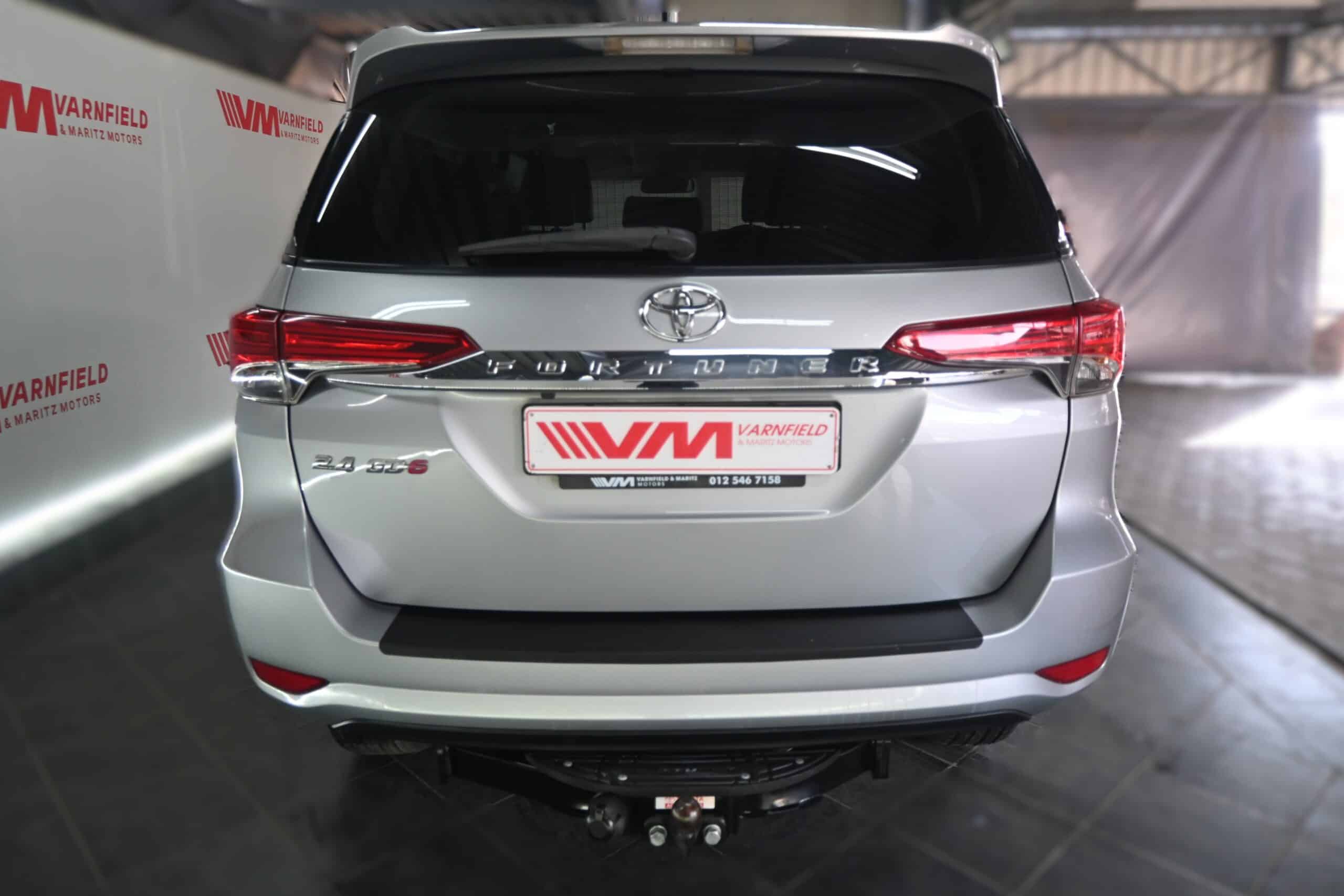 TOYOTA FORTUNER 2.4GD-6 RB A/T