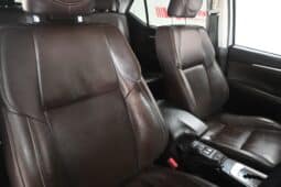 TOYOTA FORTUNER 2.4GD-6 RB A/T full