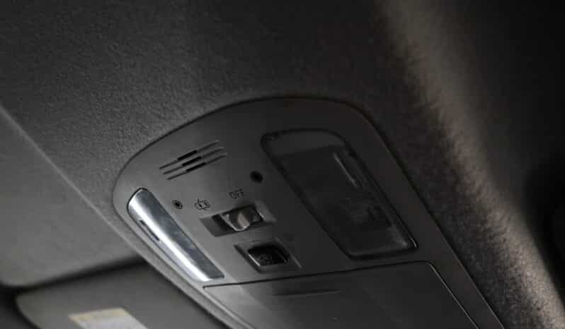 TOYOTA FORTUNER 2.4GD-6 RB A/T full