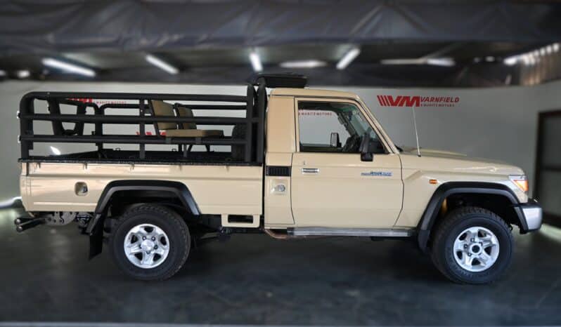TOYOTA LAND CRUISER 79 4.2D P/U S/C full