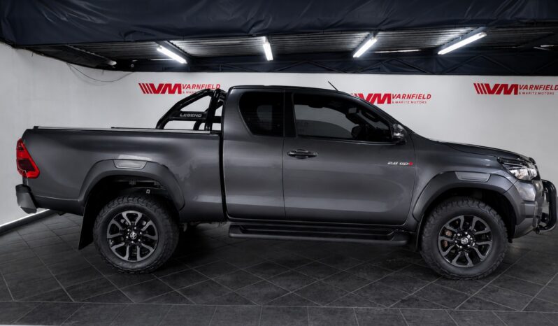 TOYOTA HILUX 2.8GD-6 RB LEGEND 4X4 E/C AT full