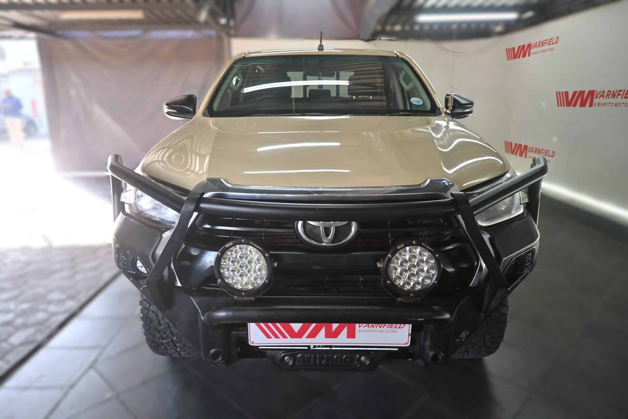 TOYOTA HILUX 2.4GD-6 RAIDER 4X4 P/U D/C