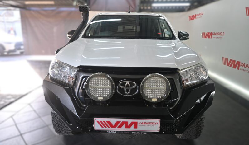 
								TOYOTA HILUX 2.4GD-6 SRX 4X4 A/T D/C full									