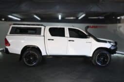 TOYOTA HILUX 2.4GD-6 SRX 4X4 A/T D/C full