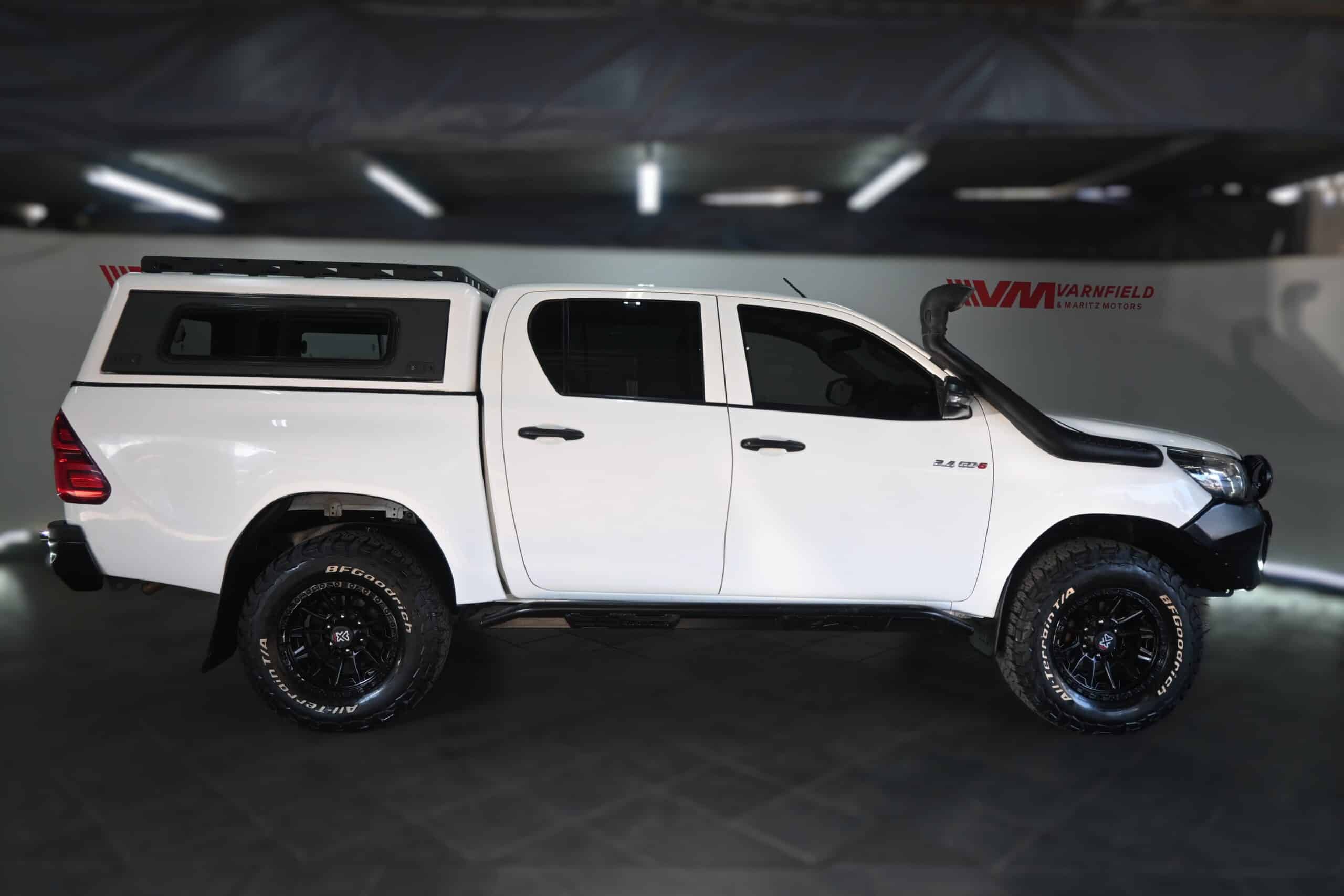 TOYOTA HILUX 2.4GD-6 SRX 4X4 A/T D/C