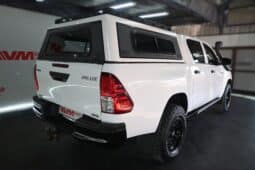 TOYOTA HILUX 2.4GD-6 SRX 4X4 A/T D/C full
