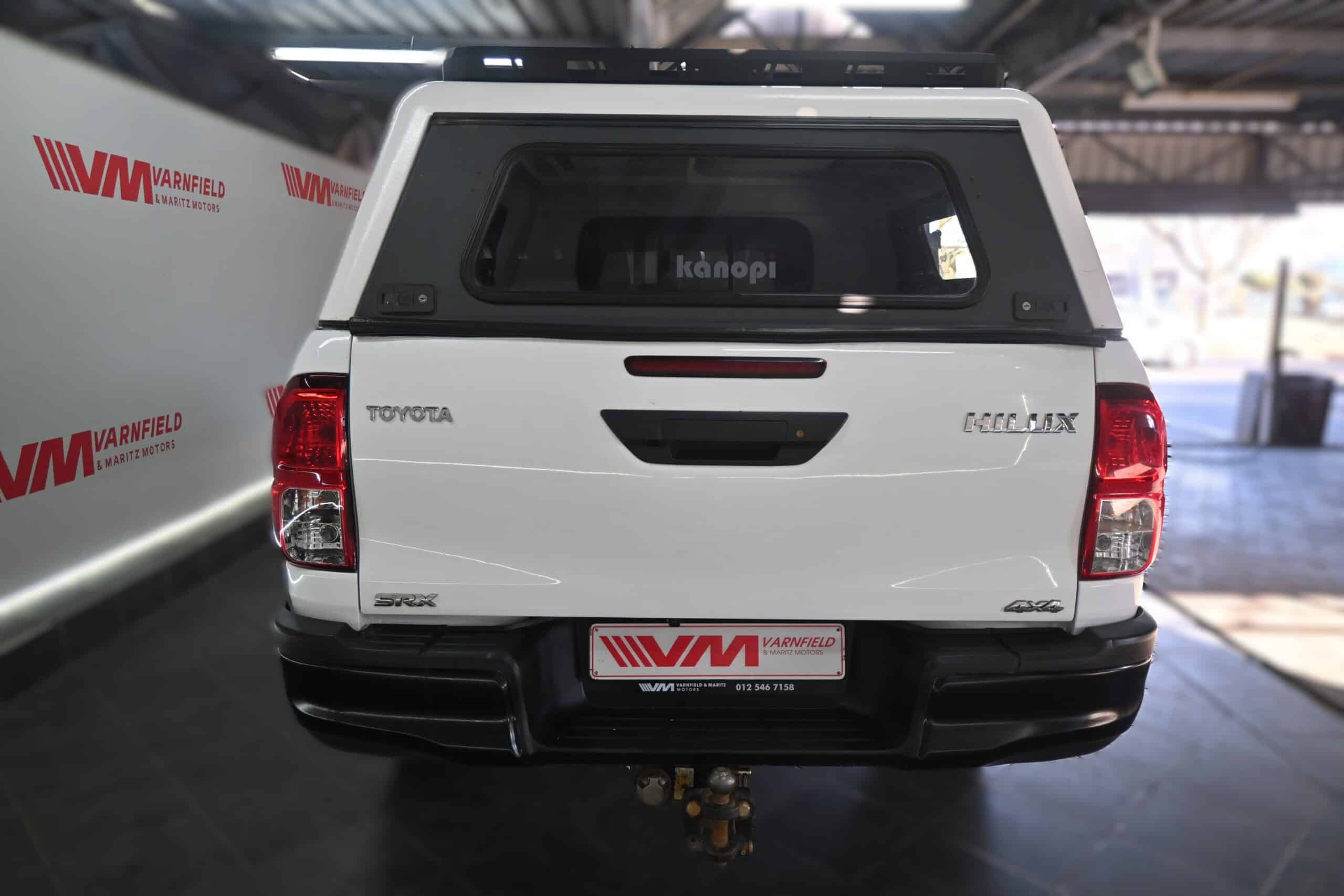 TOYOTA HILUX 2.4GD-6 SRX 4X4 A/T D/C