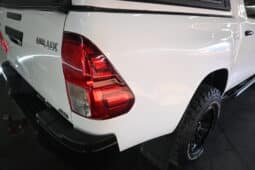 TOYOTA HILUX 2.4GD-6 SRX 4X4 A/T D/C full