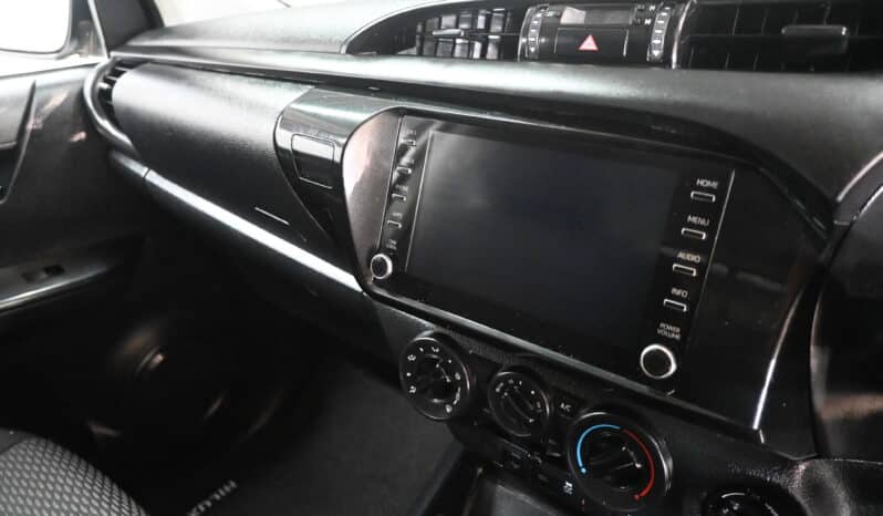TOYOTA HILUX 2.4GD-6 SRX 4X4 A/T D/C full