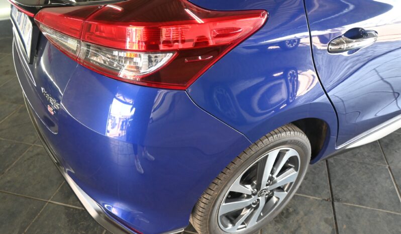 TOYOTA YARIS 1.5 SPORT 5DR full