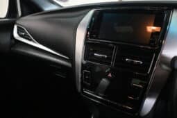 TOYOTA YARIS 1.5 SPORT 5DR full