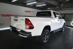 TOYOTA HILUX 2.4GD-6 RB RAIDER A/T P/U E/C full