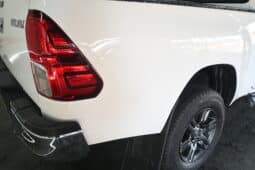TOYOTA HILUX 2.4GD-6 RB RAIDER A/T P/U E/C full