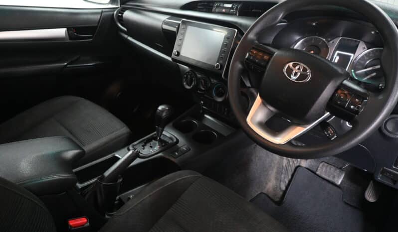 TOYOTA HILUX 2.4GD-6 RB RAIDER A/T P/U E/C full