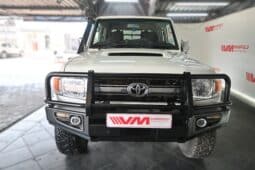 TOYOTA LAND CRUISER 79 4.5D P/U D/C full