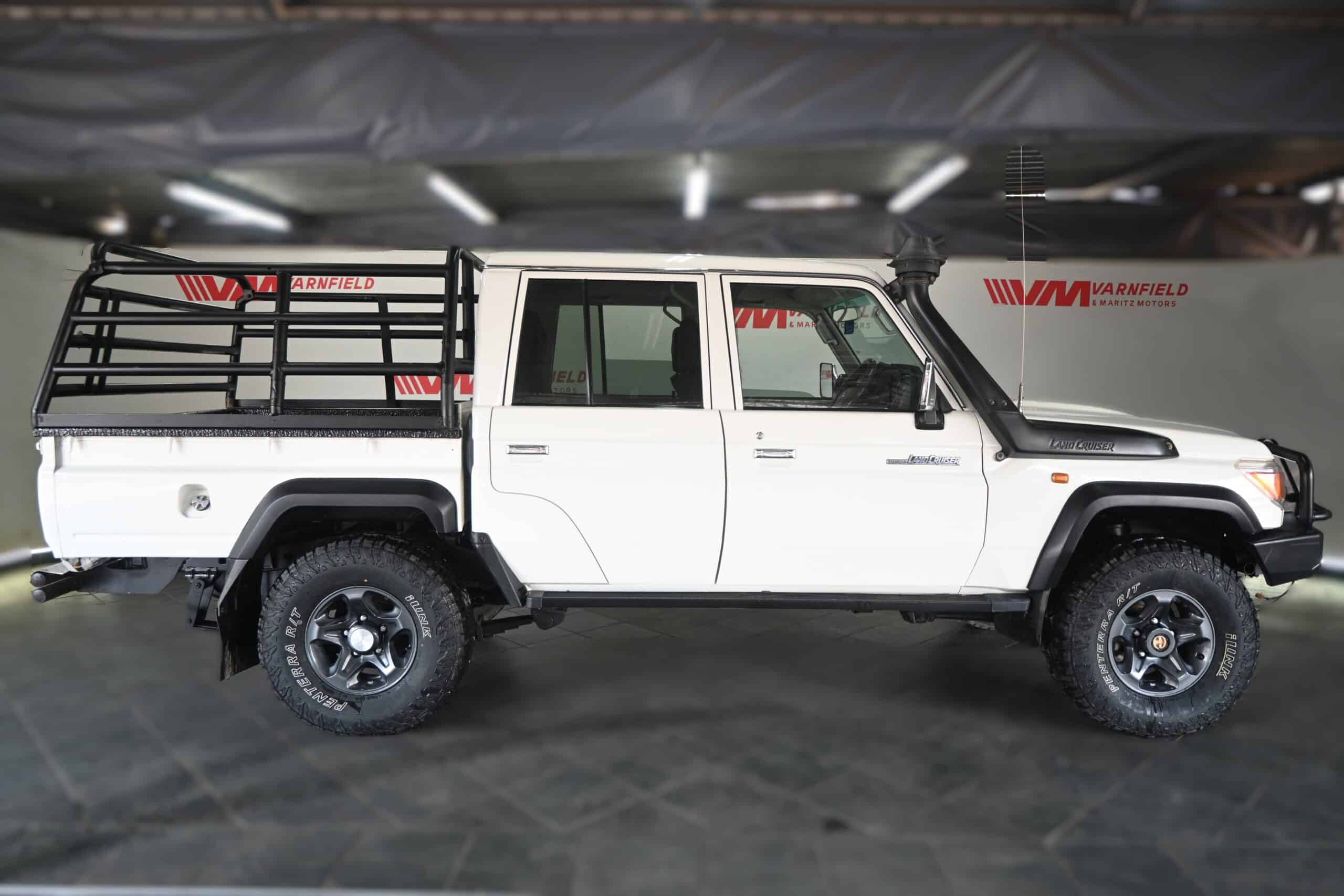 ISUZU KB250 HO HI-RIDE P/U D/C