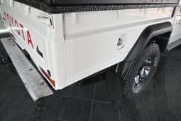 TOYOTA LAND CRUISER 79 4.5D P/U D/C full