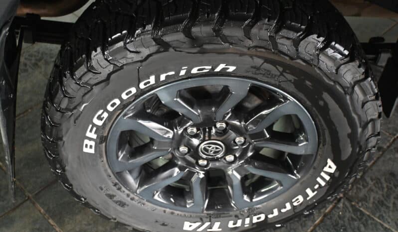 TOYOTA HILUX 2.8GD-6 RB LEGEND A/T P/U E/C full