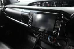 TOYOTA HILUX 2.8GD-6 RB LEGEND A/T P/U E/C full