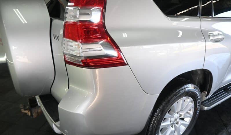 TOYOTA LAND CRUISER 4.0 VX V6 A/T full