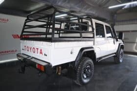 TOYOTA LAND CRUISER 79 4.5D 70TH EDITION D/C