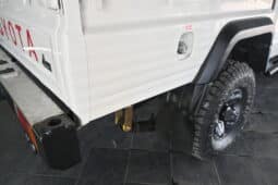 TOYOTA LAND CRUISER 79 4.5D 70TH EDITION D/C full