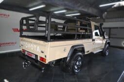 TOYOTA LAND CRUISER 79 4.5D P/U S/C V8 full