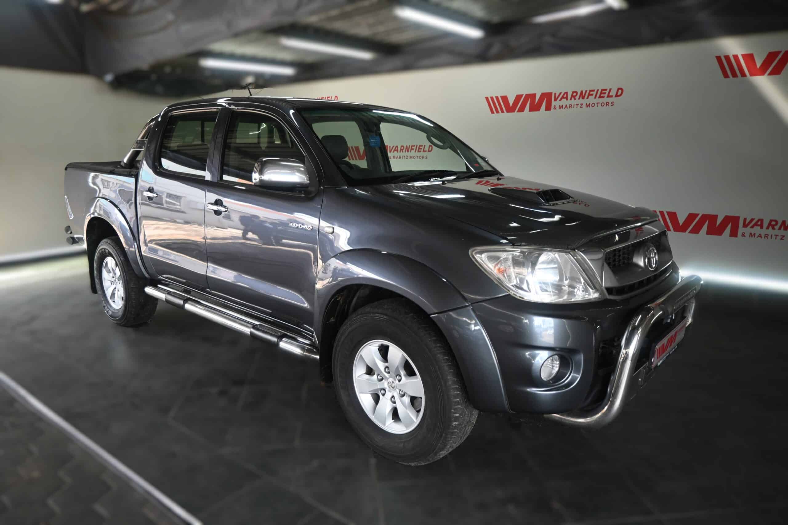 TOYOTA HILUX 3.0D-4D LEG 40 P/U D/C